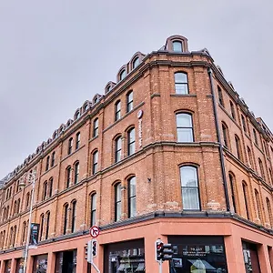 Premier Centre Hotel